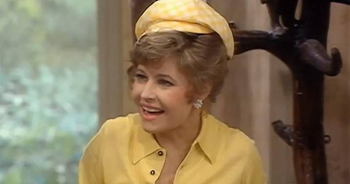 Passage: In memoriam