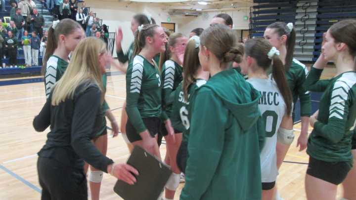 Video highlights of SMCC in state volleyball quarterfinals on Nov. 18