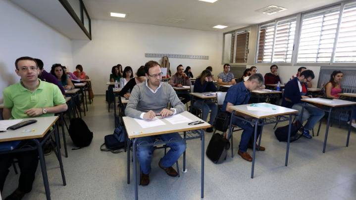 La Junta propone la convocatoria de 4.384 plazas para opositores en la Oferta de Empleo Público de 2025