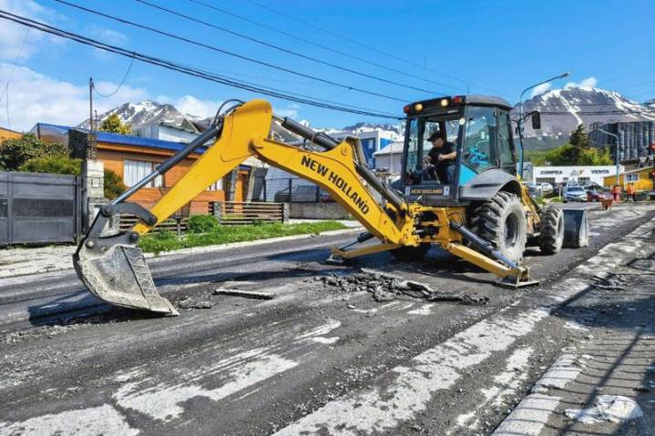 Avanzan las tareas de repavimentación y mantenimiento