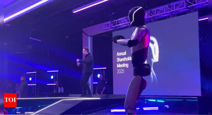 Moments after $1 trillion pay nod: Tesla CEO Elon Musk breaks into dance with robot