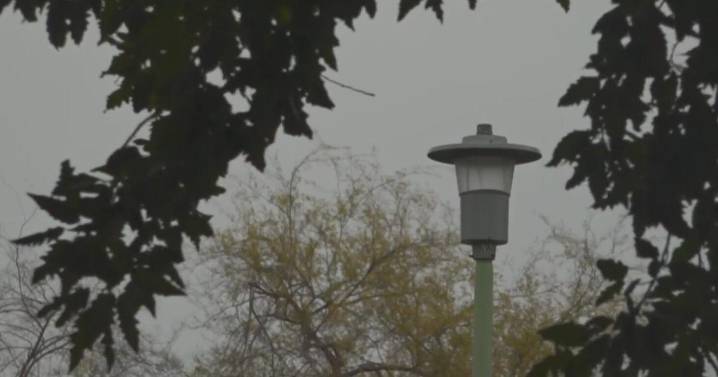 Sacramento residents say street lights around Tahoe Park have been out for months