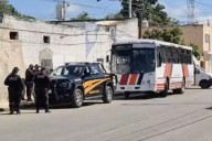 Patrulla de la SSP choca contra autobús en Mérida; hay cuatro heridos