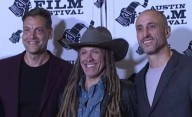 Manu Ginóbili y Fabricio Oberto, presentes en el estreno del documental de Tim Duncan
