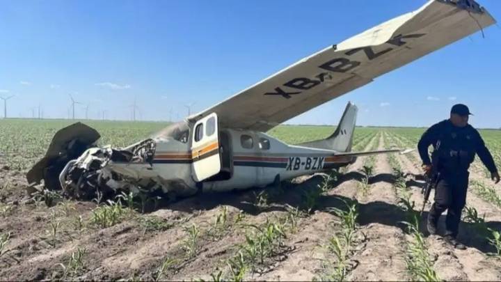 ¡Drama en el aire! Dos arrestados tras el desplome de una avioneta con contrabando.
