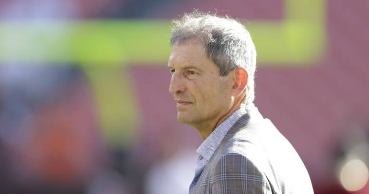 Bernie Kosar says he will receive a liver transplant Monday morning