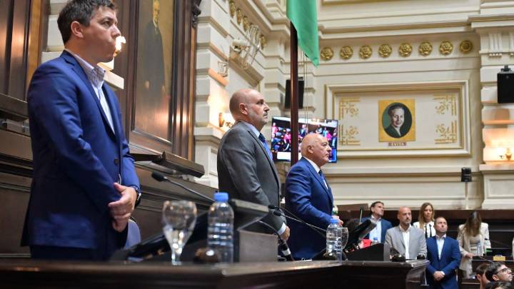 El Presupuesto 2026 bonaerense tomó estado parlamentario: se abre pulseada por endeudamiento y fondos para municipios