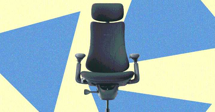 The LiberNovo Omni Office Chair Has a Built-in Battery for Motorized Lumbar Adjustments