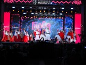 Gran inicio de “Chaco vibra” en el Parque 2 de Febrero: hoy siguen Los Alonsitos y Piko Frank