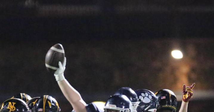 Prep talk: Andrew Hilton of Loyola is the comeback story of the year