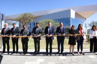 Inauguran edificio de la Universidad de Texas en Querétaro