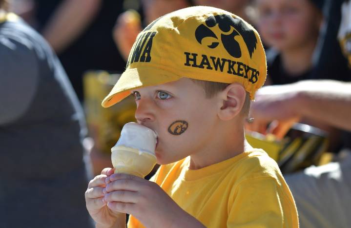 Where to watch Iowa Hawkeyes vs Michigan State Spartans college football streaming live on demand without cable today; Kickoff time, TV channel, spread, odds