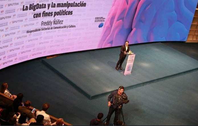 Profundizan en Caracas debate sobre era digital, fake news y guerra cognitiva