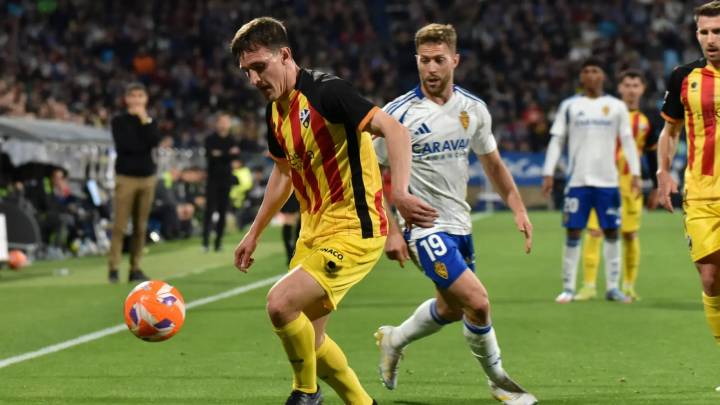 La SD Huesca y el Real Zaragoza, ante el derbi aragonés de mayor necesidad en los últimos años
