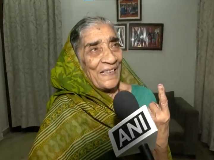 "May Nitish Kumar become CM again": Sanjay Kumar Jha's mother