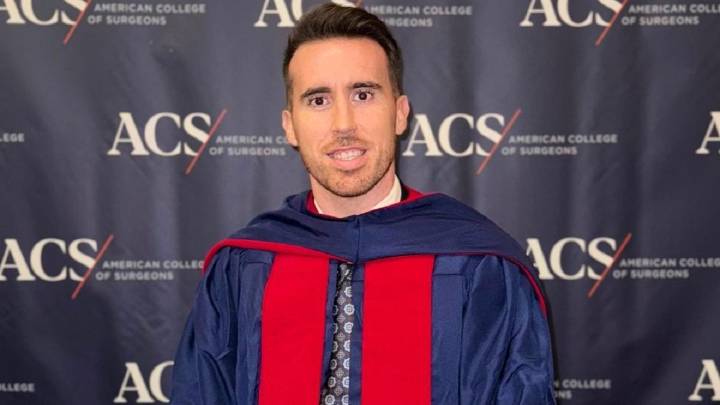 De Alcàsser a la élite mundial: El cirujano Andreu Martínez entra en la ACS de Chicago