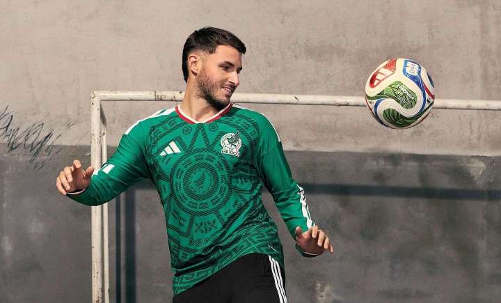 Selección Mexicana presenta uniforme del Mundial inspirado en Calendario Azteca