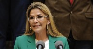 El Supremo de Bolivia anula la condena de 10 años de cárcel y pone en libertad a la expresidenta Jeanine Áñez