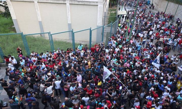 Maduro dice que “persiguen, golpean, desaparecen y torturan” a jóvenes venezolanos en EEUU