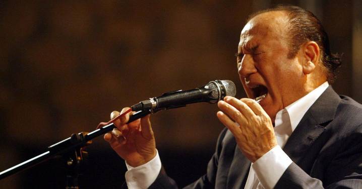 Muere el cantaor Antonio Fernández Díaz 'Fosforito', leyenda del flamenco