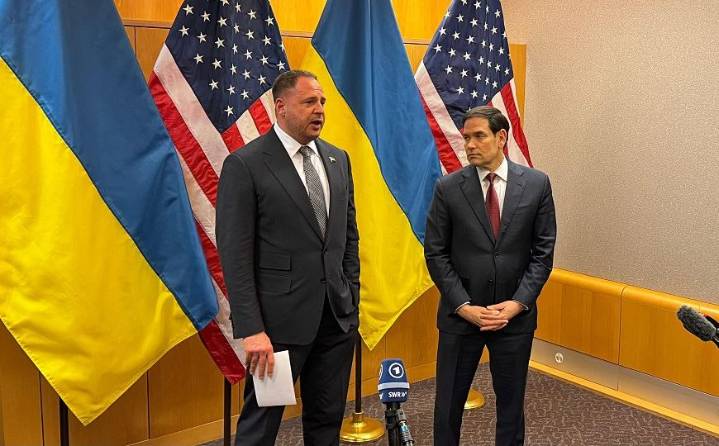 EU fights for seat at the table as US–Ukraine talks advance