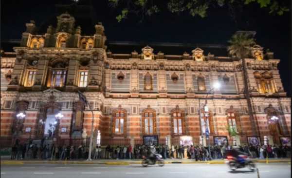 “Siendo Río”: la obra que llevó el paisaje hídrico de Chubut a la Noche de los Museos