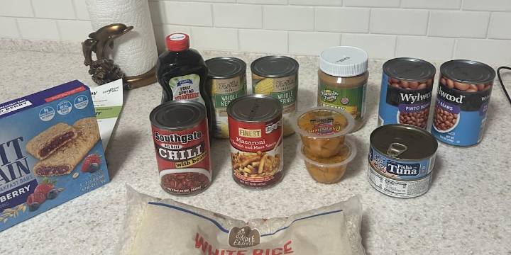 Suncoast residents rely on food banks amid SNAP benefit challenges