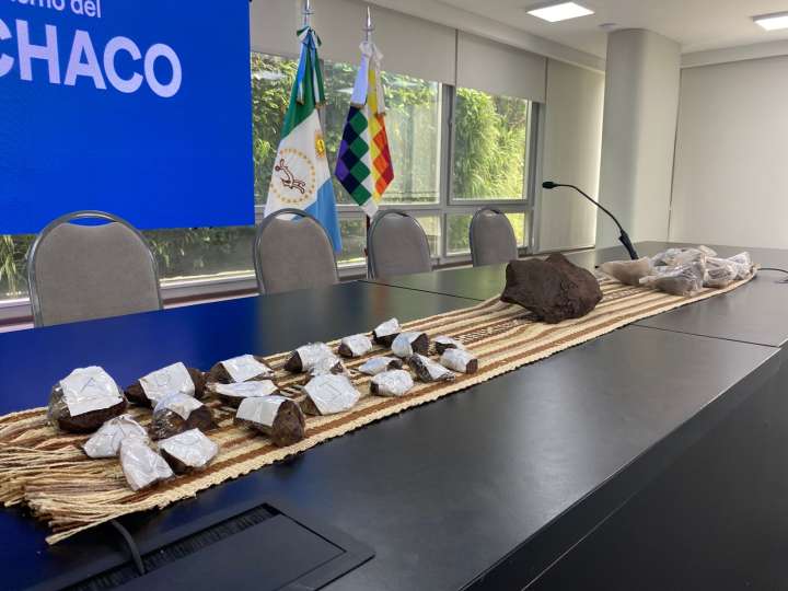 Fiscalía de Estado entregó al Poder Ejecutivo más de 32 kilos de meteoritos recuperados