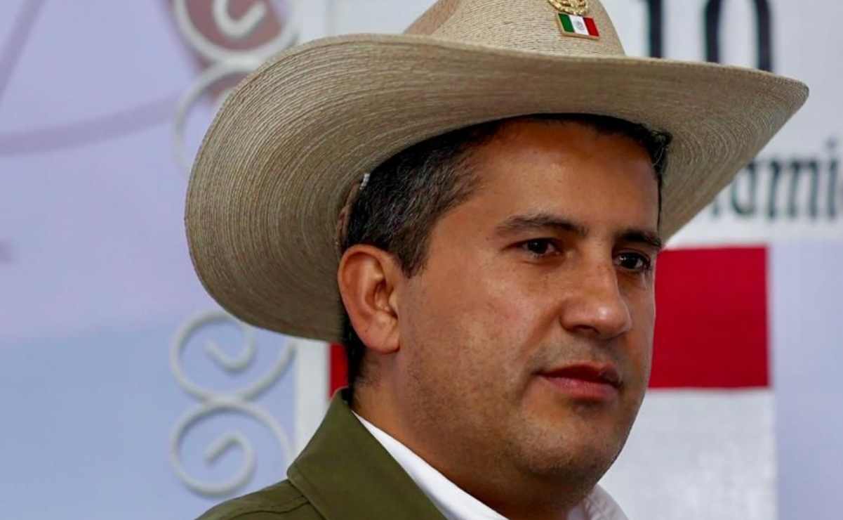 Asesino de Carlos Manzo murió de un tiro con su misma arma