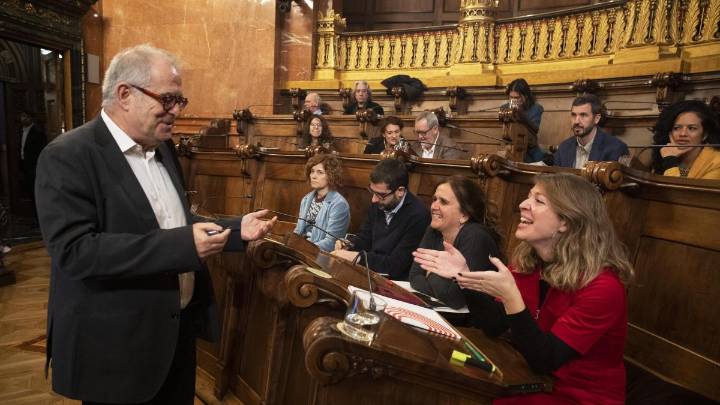 PSC y BComú alargan el efímero idilio de los presupuestos municipales del 2026