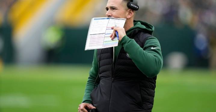 Matt LaFleur is addicted to running the football