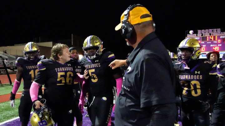 Booker football beats Seminole 21