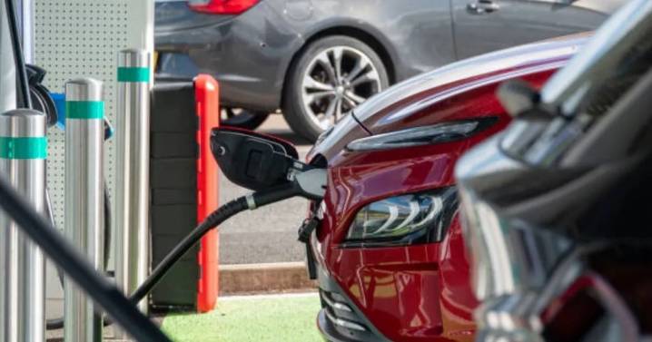 Labour told to step up as electric car charger problem sweeps England