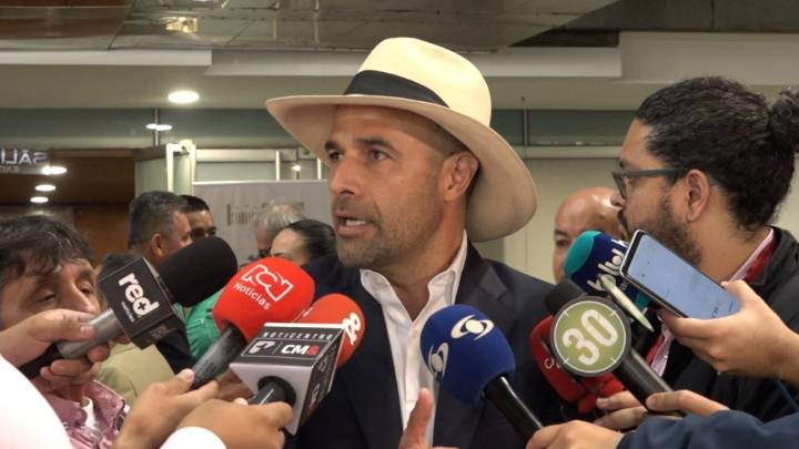 Andrés Guerra renuncia a su precandidatura en el Centro Democrático; buscará ser senador