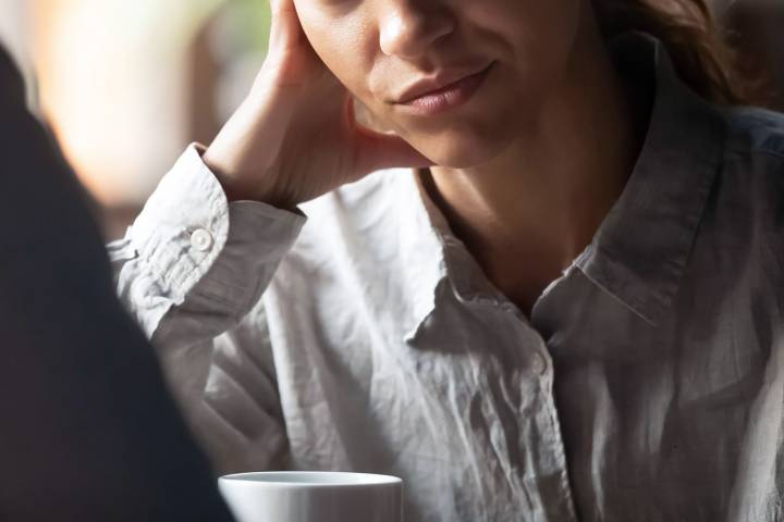 Woman Walks Out of Date After Man Comments on Her Weight