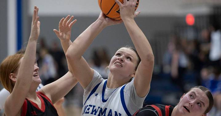 Newman uses huge run to pull away from Fulton