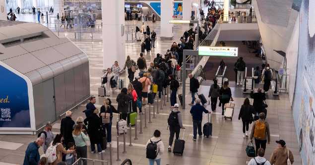 US flight cancellations expected to drag on even after the government shutdown ends