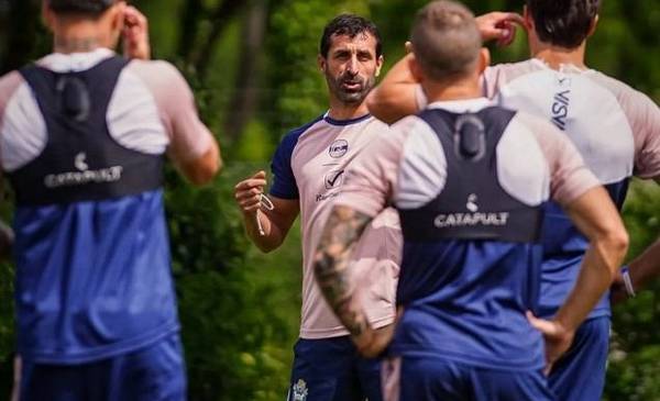 El Lobo al Monumental: Zaniratto probó con Piedrahíya por Pata Castro