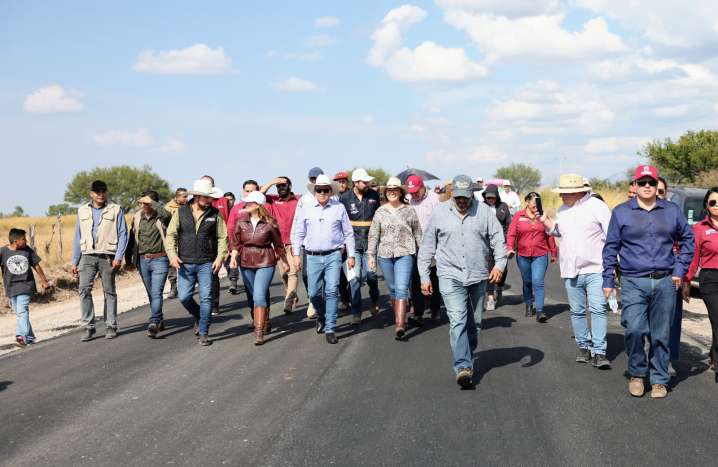 Con inversión de 8.7 mdp rehabilita DMA tramo carretero en Tlaltenango