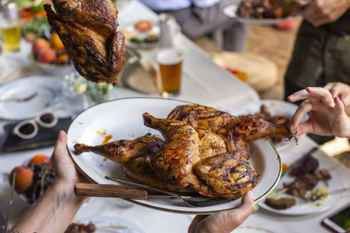 8 Mood-Boosting Foods to Add to Your Diet