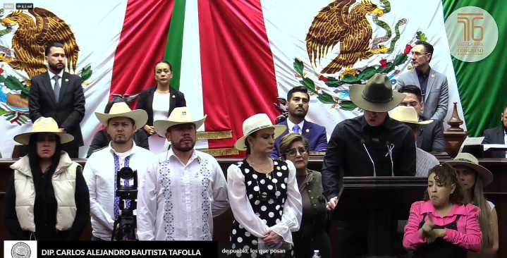 Grecia Quiroz rinde protesta como presidenta municipal de Uruapan en Congreso de Michoacán