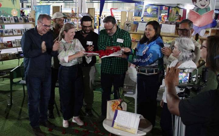 Culmina exitosamente la XVI Feria del Libro de Caracas 2025