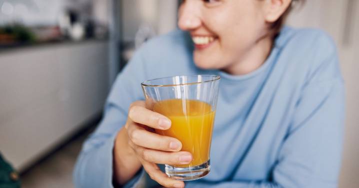 Glass of one drink a day cuts cholesterol, inflammation and blood pressure