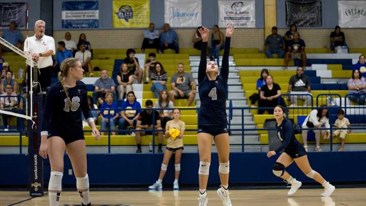 11 El Paso teams remain in 2025 UIL state volleyball playoffs