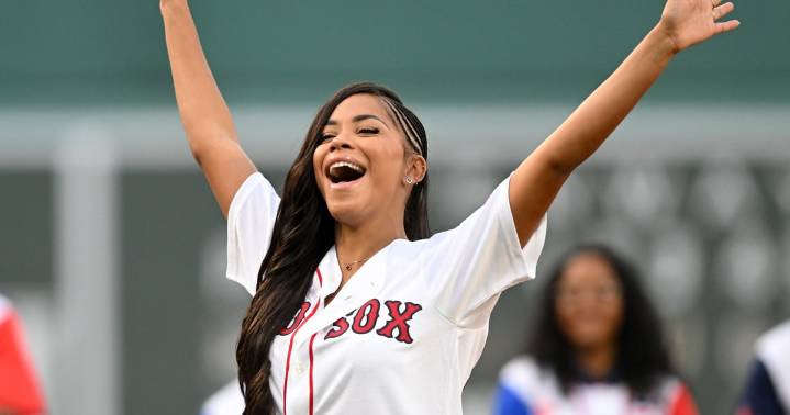 Amaya Papaya Made Me Feel Seen as a "Too Much" Dominicana