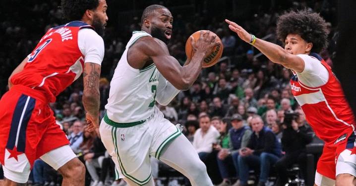 Brown scores 35 points in 26 minutes before watching Celtics coast to 136