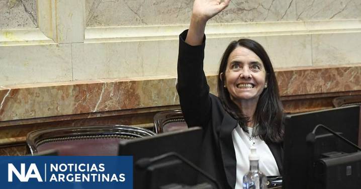 La senadora del PRO Carmen Álvarez Rivero se suma a LLA, ¿Macri pedirá la banca?