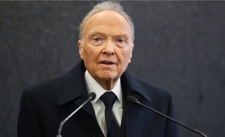 Renuncia Gertz Manero en medio de tensiones institucionales y debate sobre su gestión