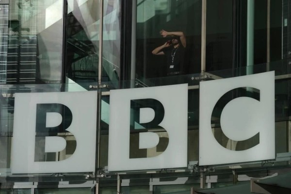 Se disculpa la BBC con Trump por montaje de discurso