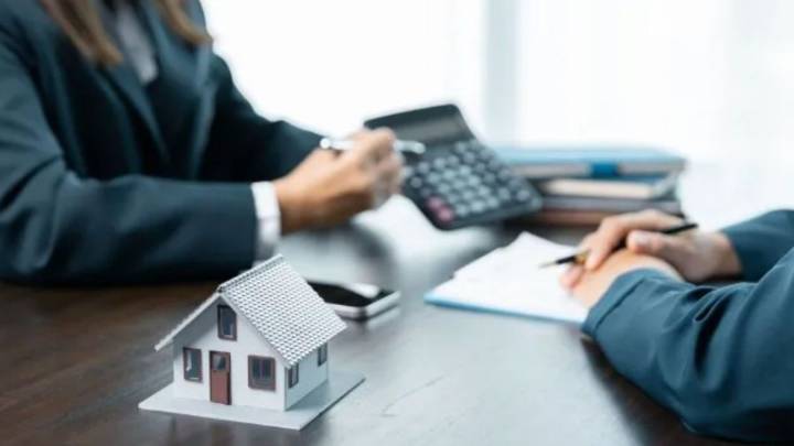 Bajos ingresos: menos del 5% de los porteños podría comprar una vivienda con un crédito UVA